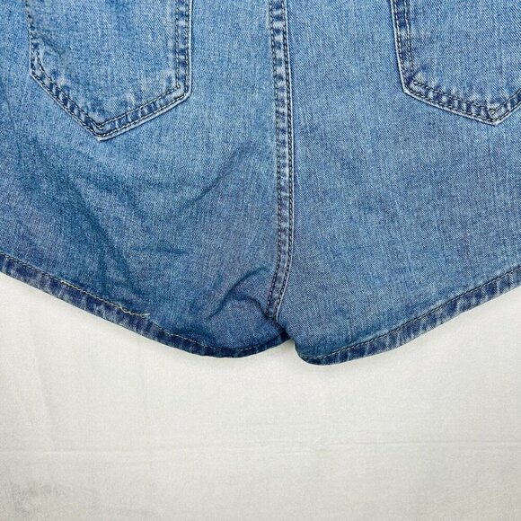 SHEIN Women's High Waisted Wide Leg Denim Shorts Light Wash Sz Small (28 x 2.5) - Picture 8 of 8